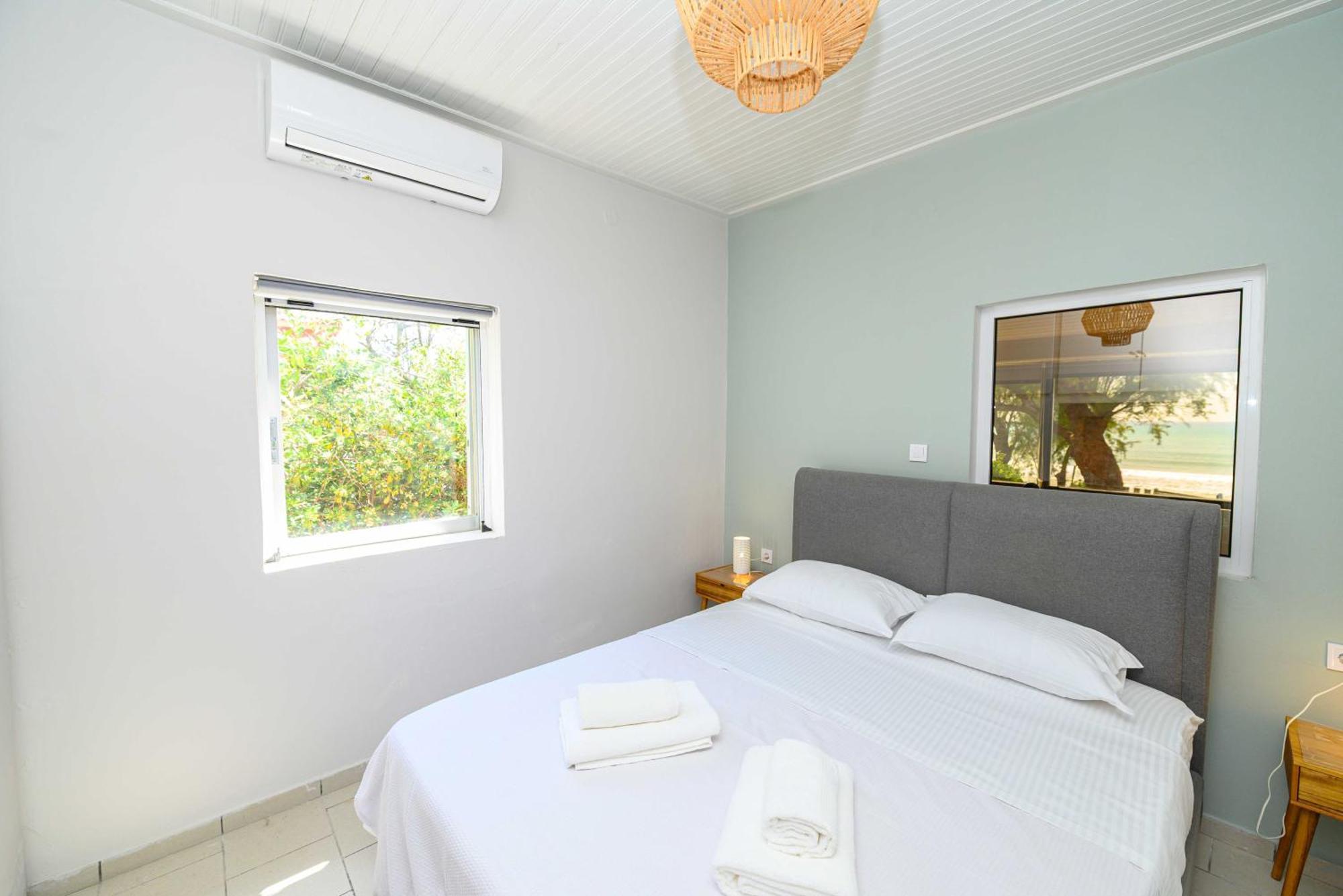 Salty Noses Beach House Paradise Perfect For Families Pyrgos  Exterior photo